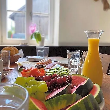 Mara Restaurant & Szálloda
